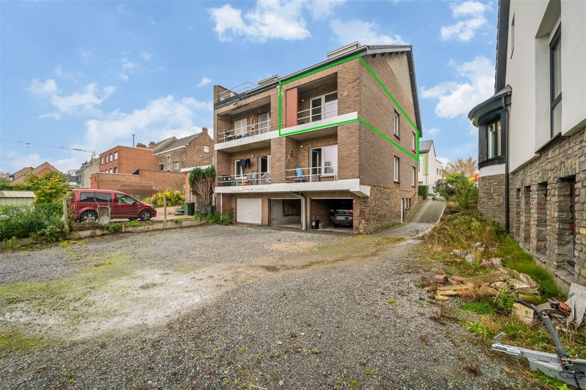 Opbrengsteigendom bestaande uit vijf appartementen en drie garages te Aalst foto 35