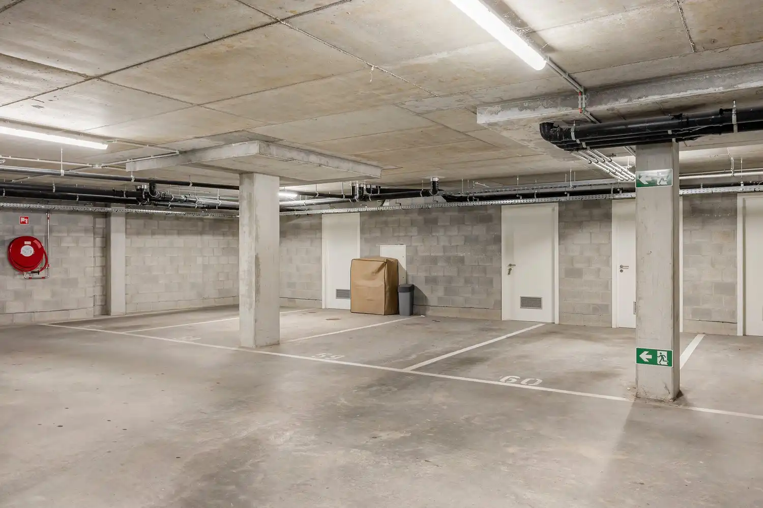 PRACHTIG 3 SLAAPKAMER APPARTEMENT MET ONDERGRONDSE AUTO-STAANPLAATS EN AANPALENDE BERGING foto 18
