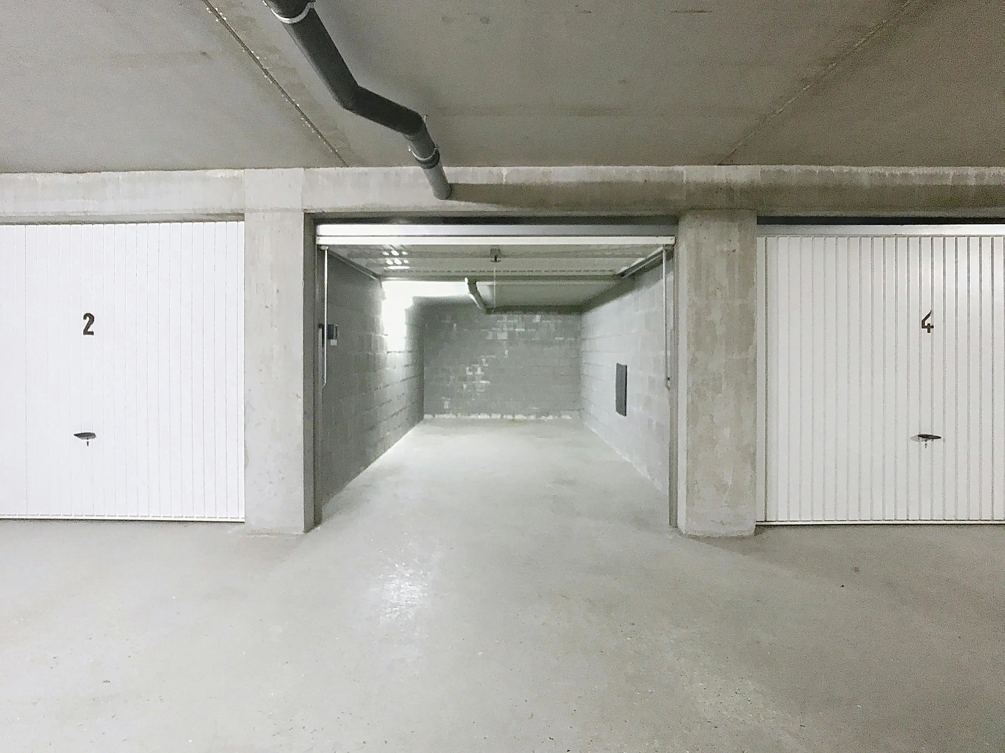 Goedgelegen garagebox te koop te Duinenweg in Middelkerke! foto 7