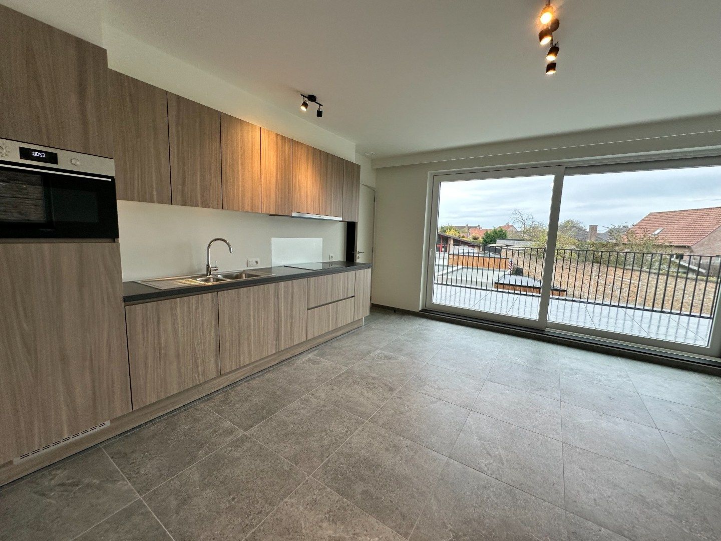 Nieuwbouwappartement met twee slaapkamers en zonnig terras foto 4