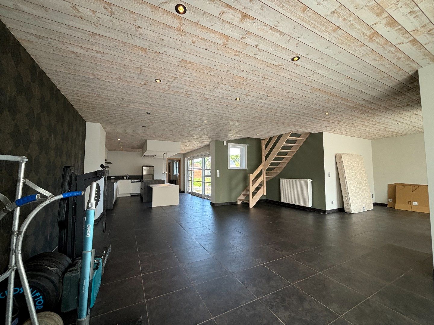 Ruime instapklare woning met tuin en garage. foto 6