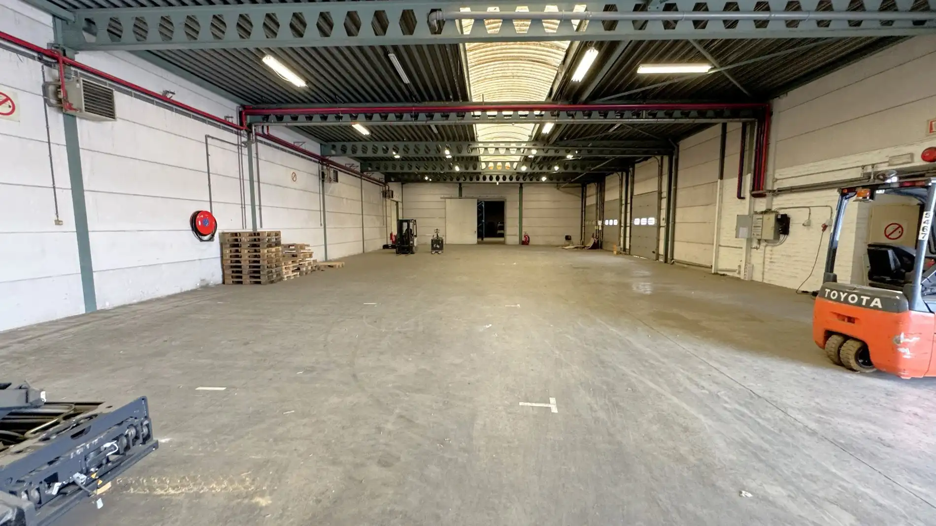 Logistiek bedrijfspand te huur industriezone TSS te Temse foto 7