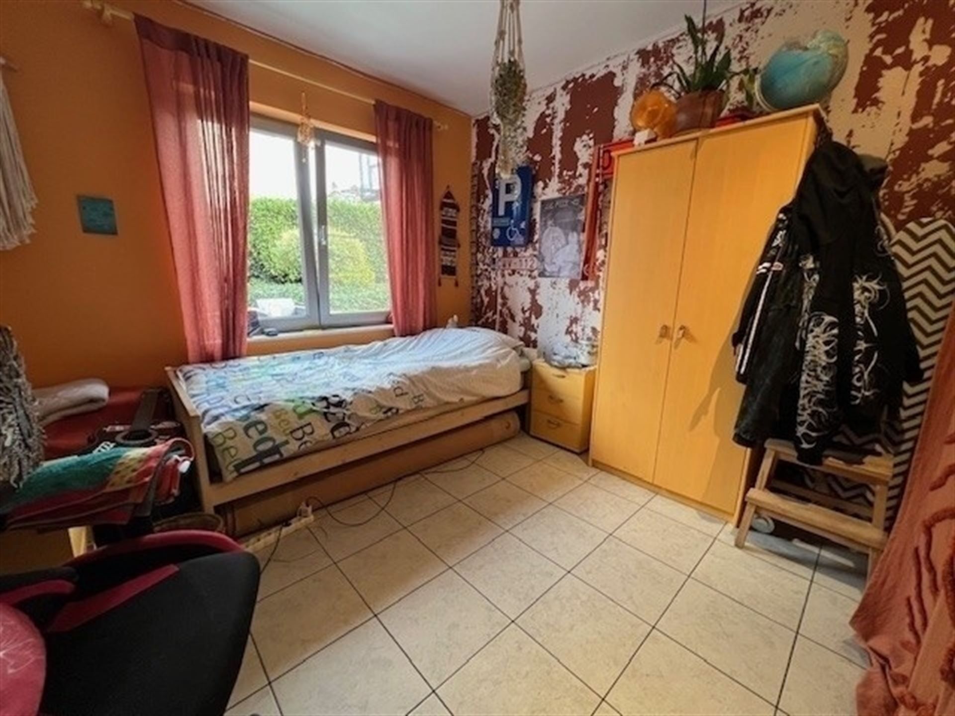 Stijlvol appartement met 2 slaapkamers en grote tuin! foto 11