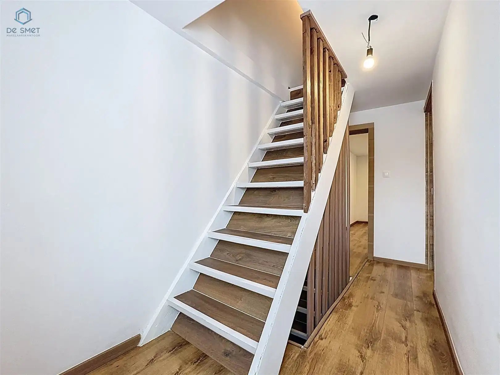 Instapklare, volledig gerenoveerde woning foto 11