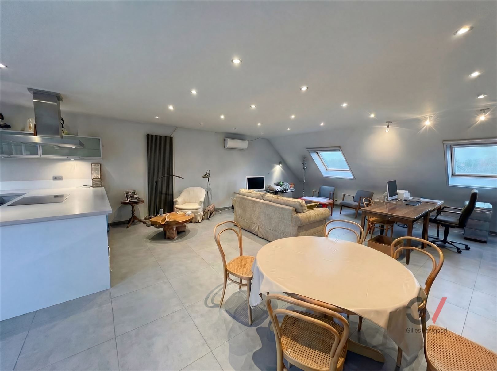 1-slaapkamerappartement met terras foto {{pictureIndex}}