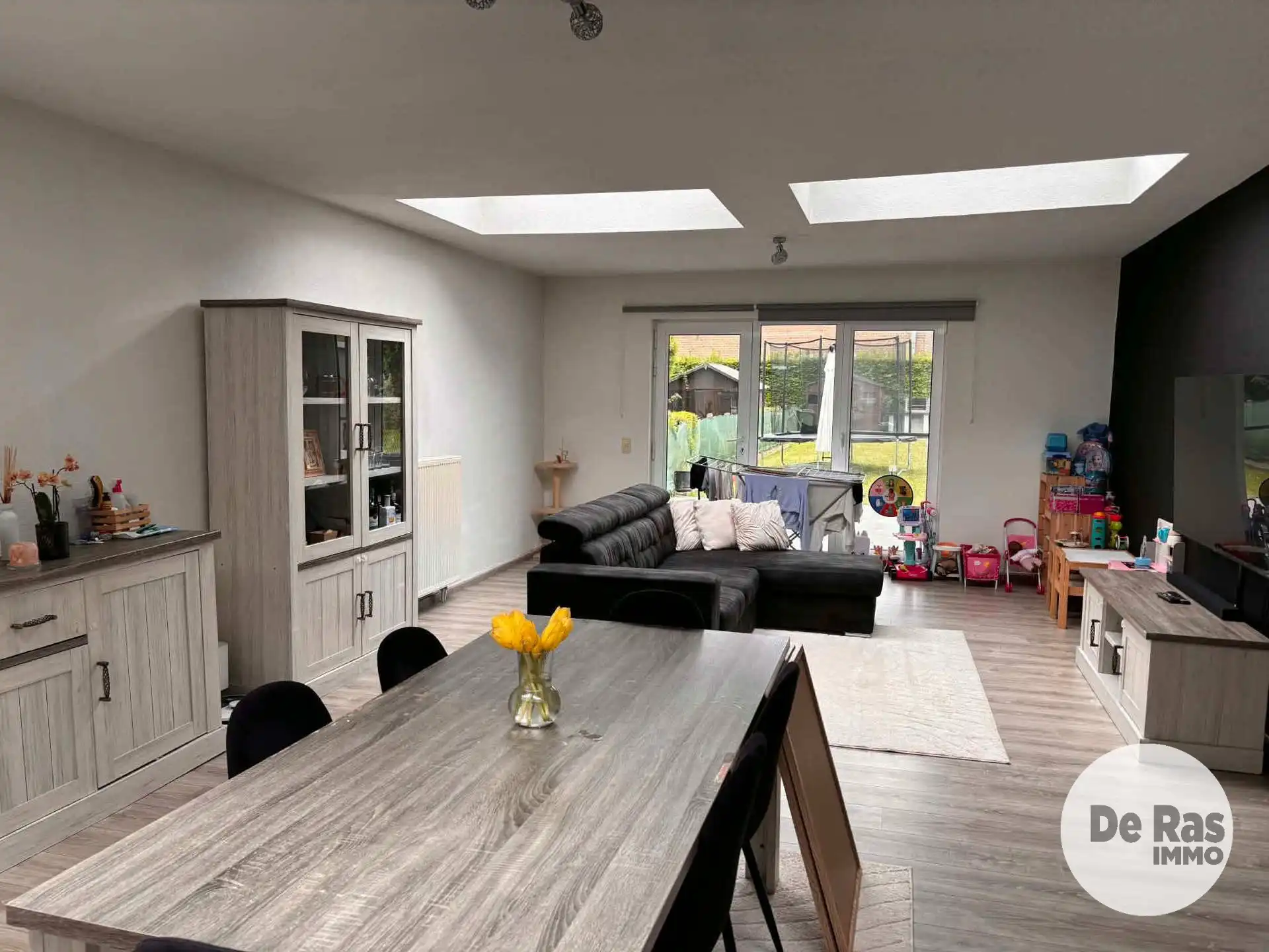 MASSEMEN - Rijwoning met riante tuin foto 3