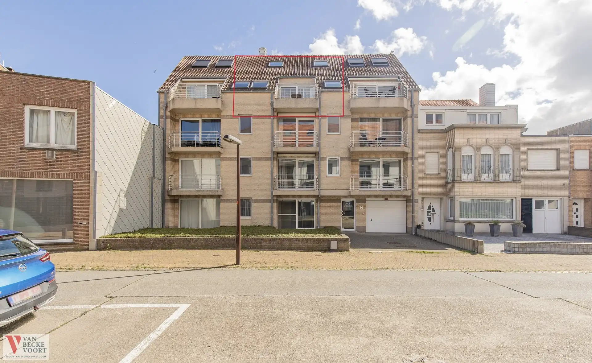 Zonnig duplex appartement Bredene foto {{pictureIndex}}
