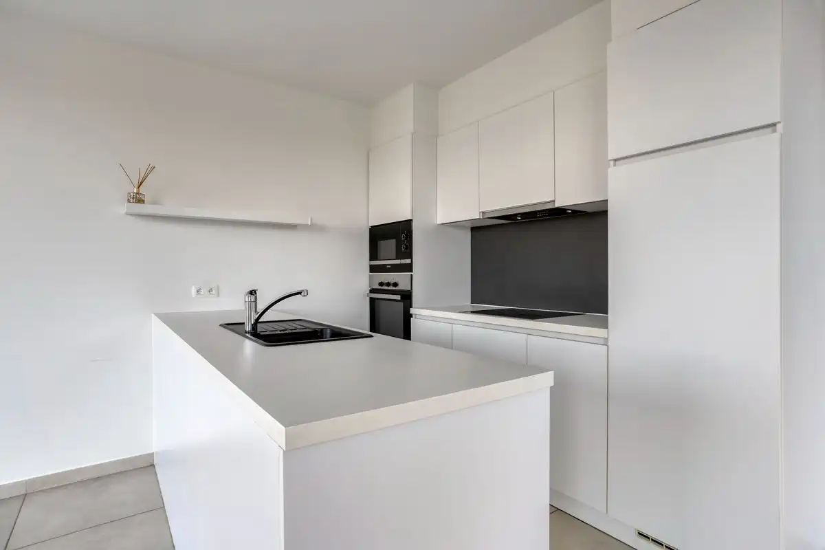 Instapklaar en energiezuinige appartement met kelder en parkeerplaats foto 6