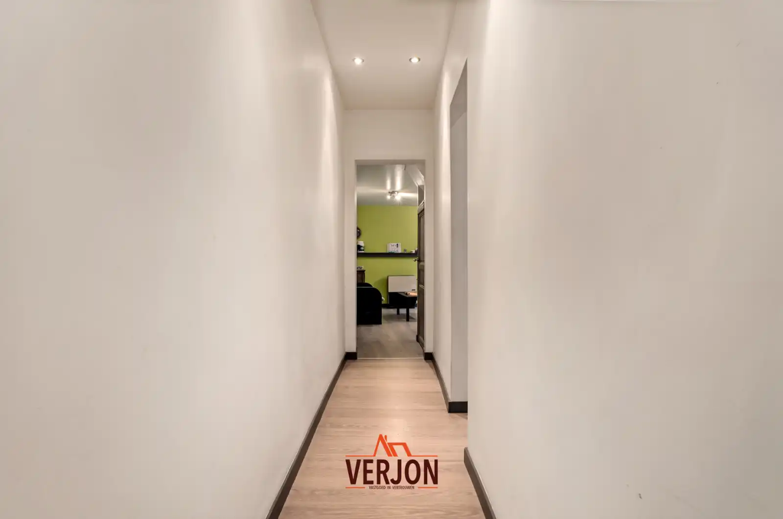 Woning met 3 ruime slaapkamers foto 5