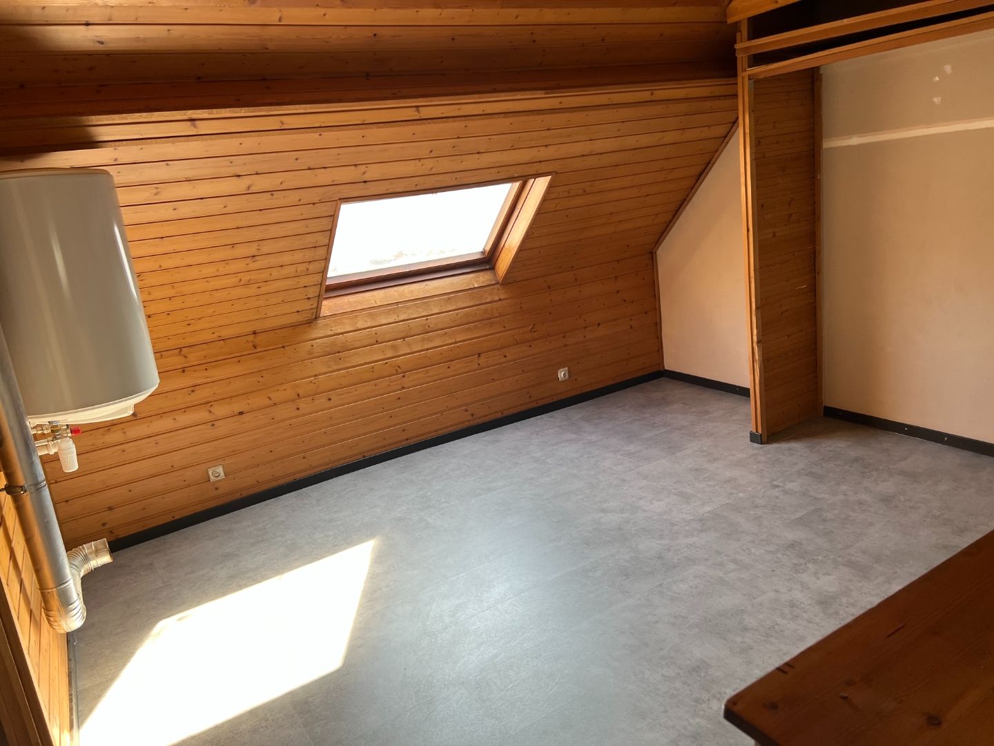 Investeringspand bestaande uit drie appartementen en handelspand in centrum Nieuwpoort foto 14