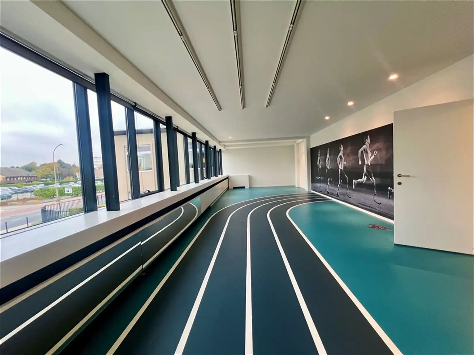 Uitstekend bereikbaar kantoor met werkatelier vlakbij UZ Gent foto 3