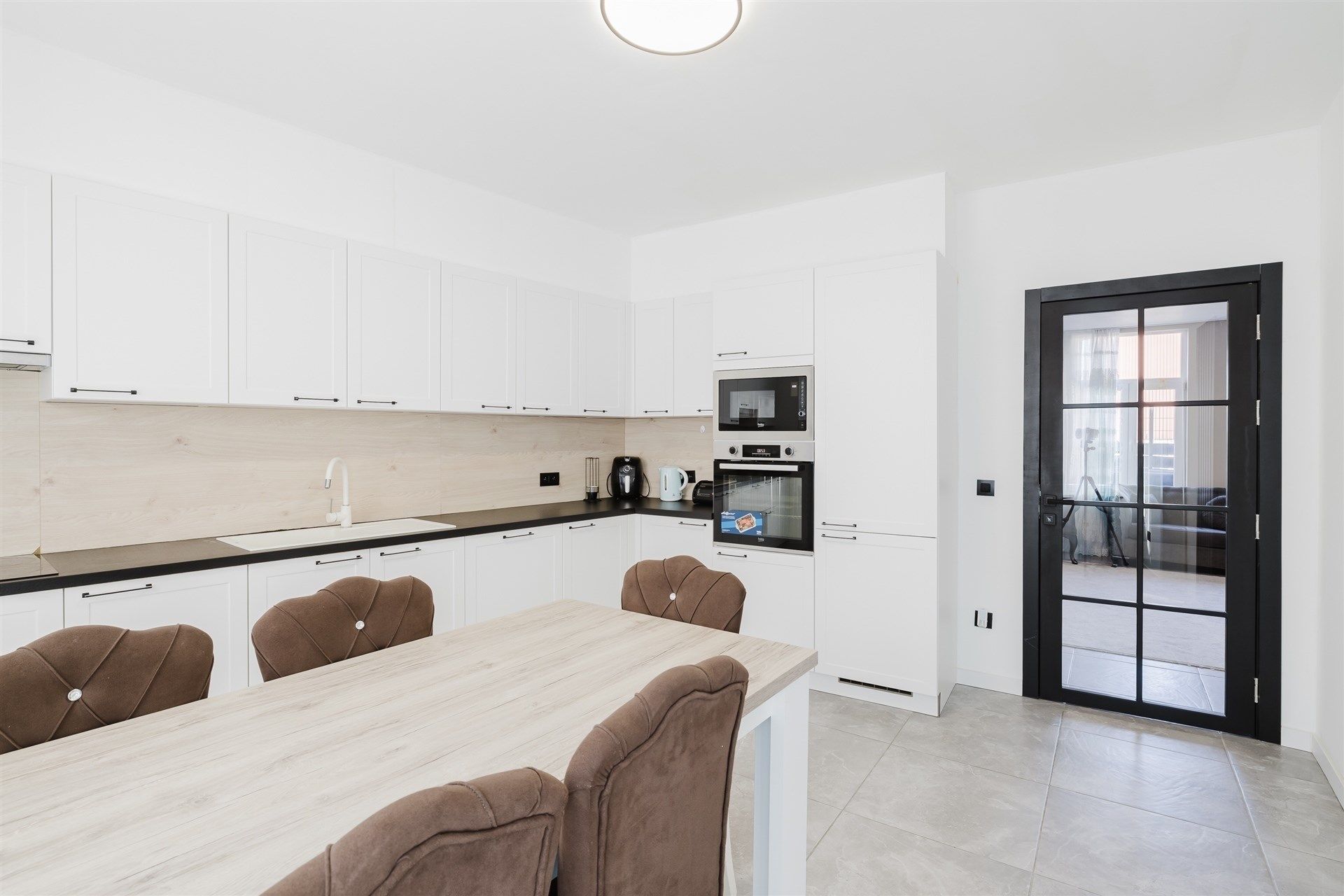 Gerenoveerd duplex appartement op topligging foto 7