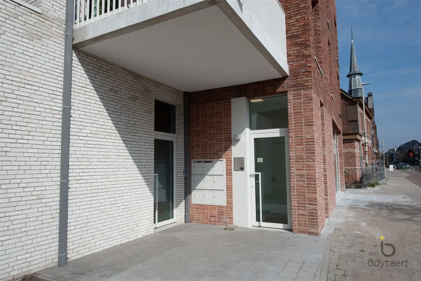 Nieuwbouw appartement met ruim terras en parking te Zoersel. foto 37
