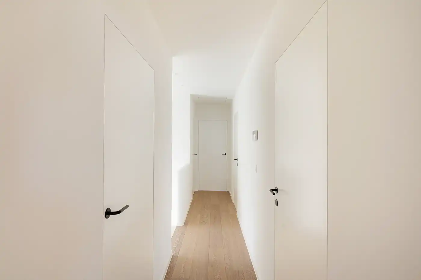 Volledig en zeer kwalitatief gerenoveerde villa op een ruim zuid-west gericht perceel foto 24