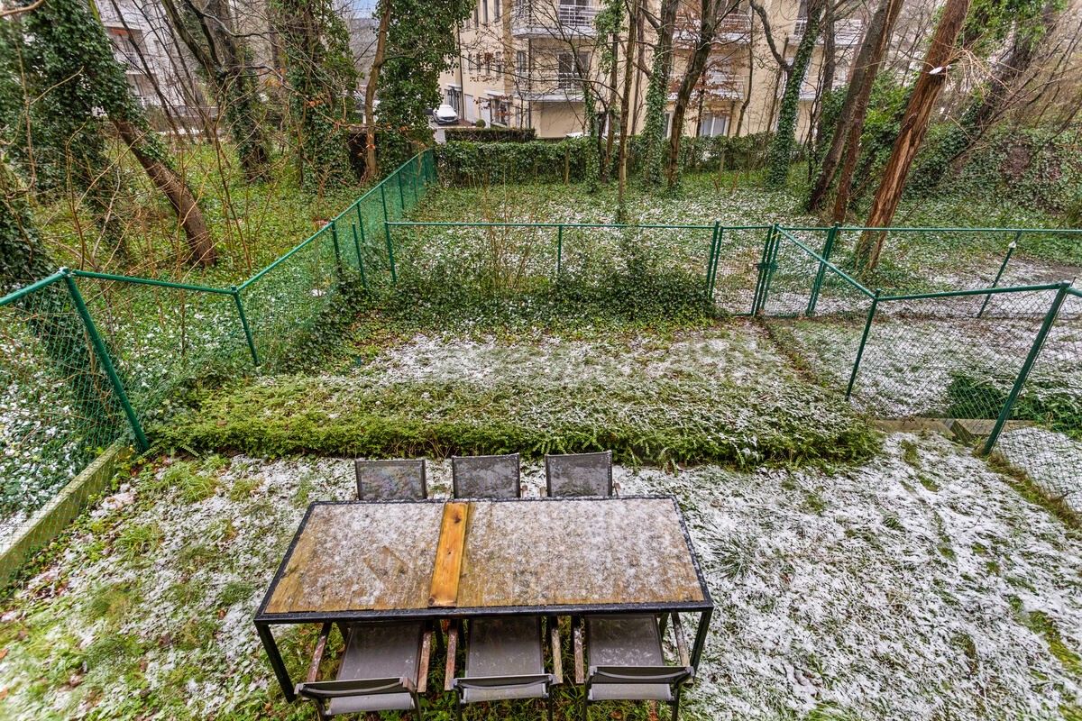 Energiezuinig 3 slaapkamer appartement met zonnig terras en tuin. foto 5