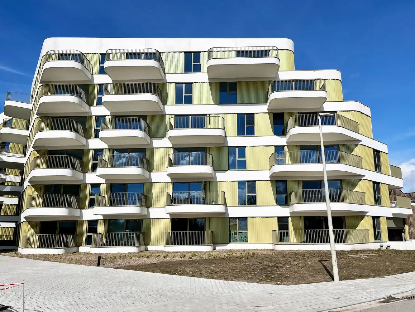 Zeer knap BEN nieuwbouwappartement op de 5de verdieping met fantastisch zicht op de Rupel! foto 2