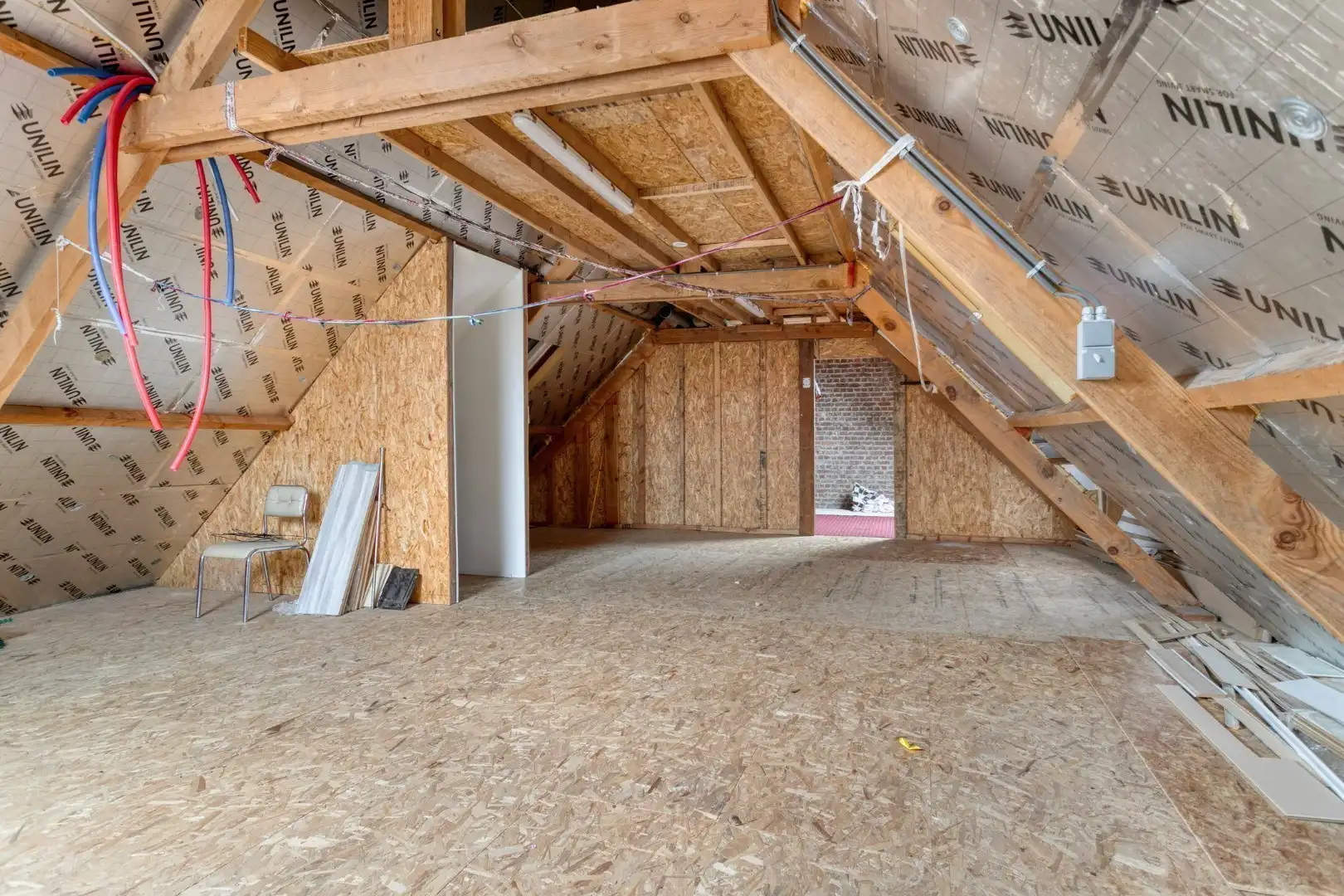 Handelshuis met woonst op centrale locatie, 5 slaapkamers foto 15