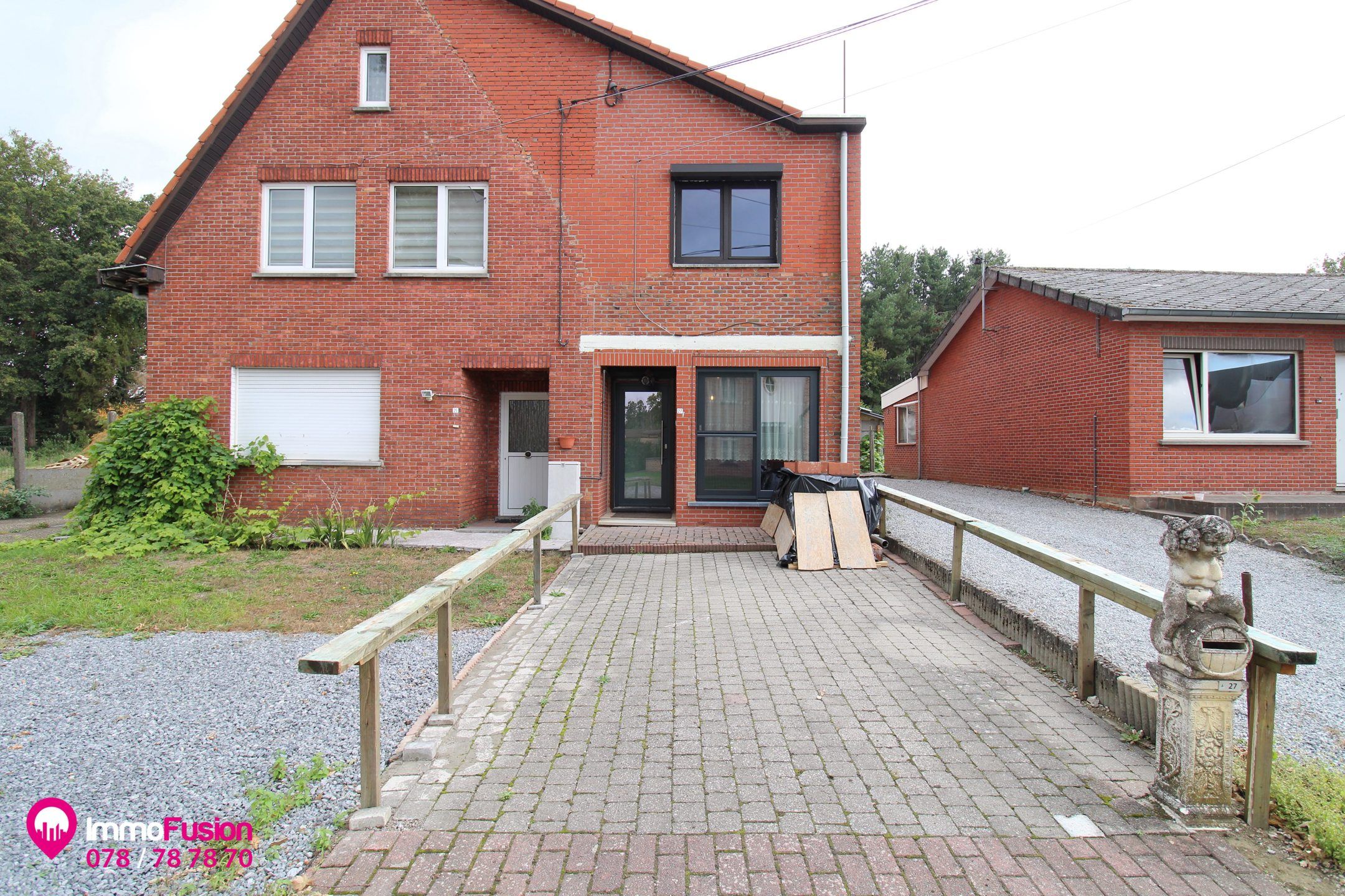 Gezellige compacte woning met 3 kamers in rustige straat! foto 1