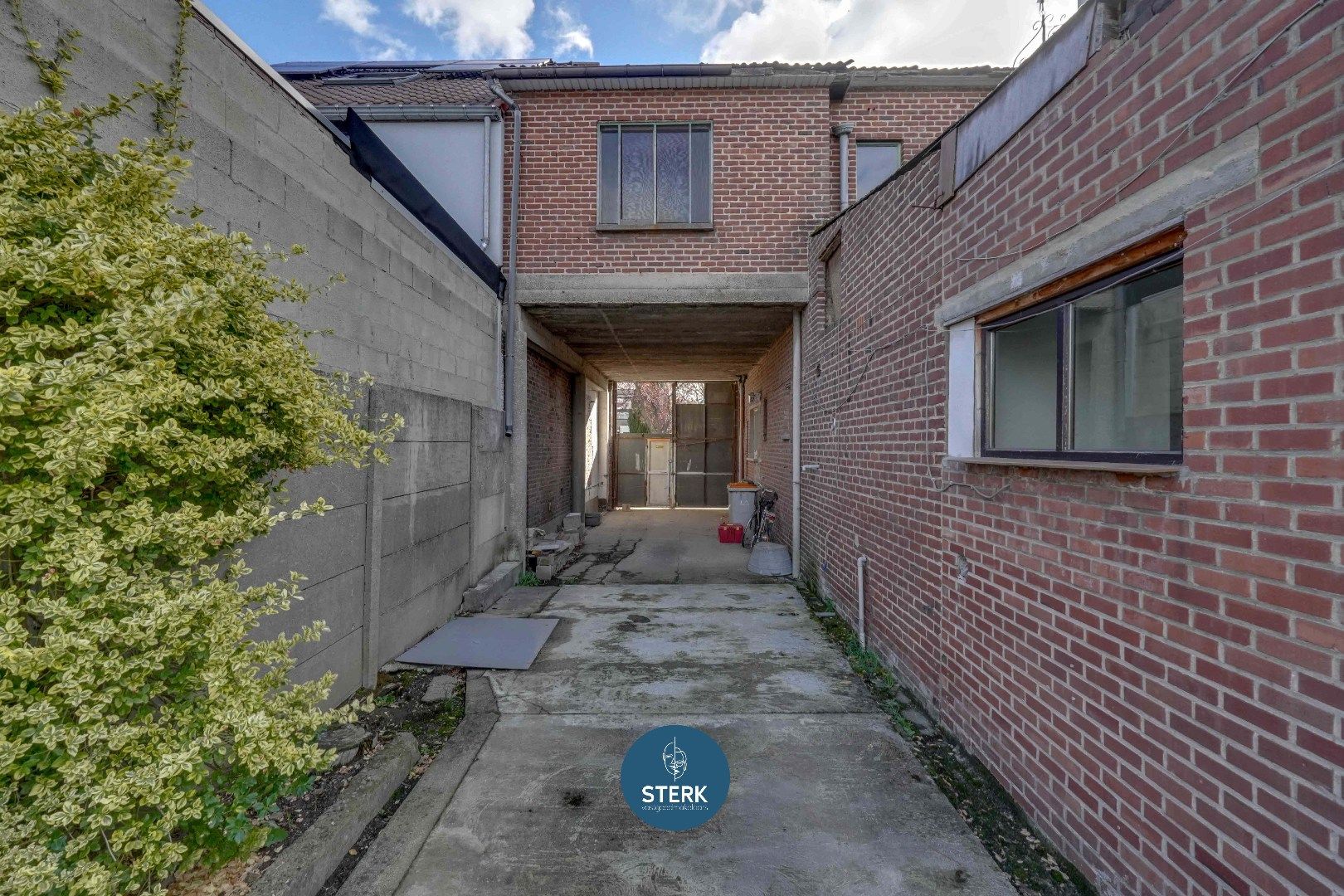 OP TE KNAPPEN GEZINSWONING MET RUIME TUIN TE OPGRIMBIE !  foto 16