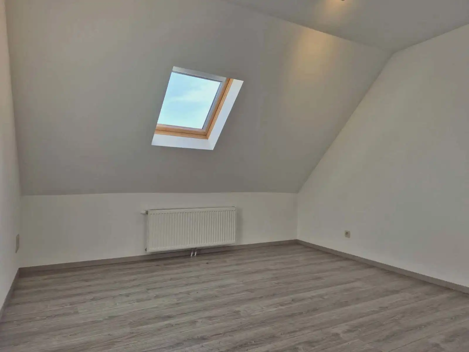 Woning met 5 slaapkamers, terras en 2 parkeerplaatsen - IMPE foto 9