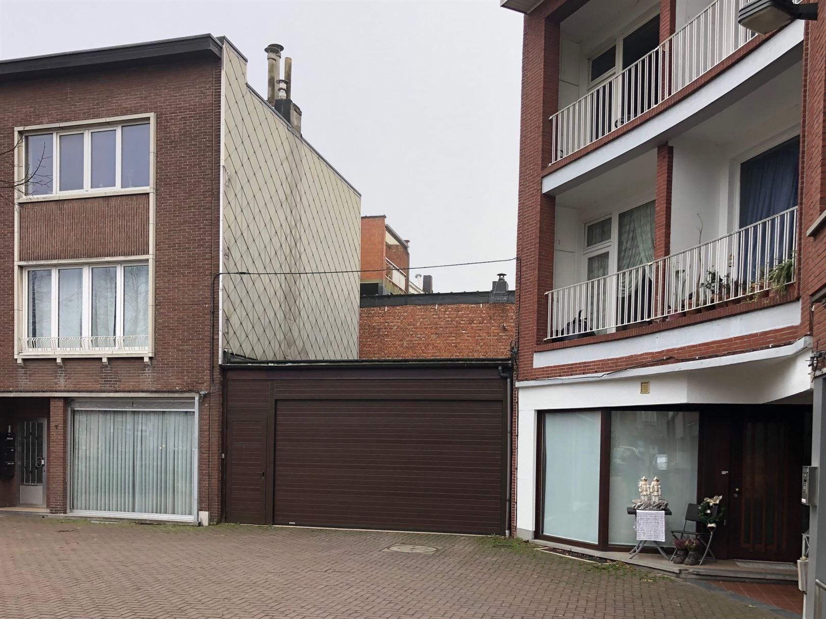 Bouwgrond 2 à 3 appartementjes foto 7