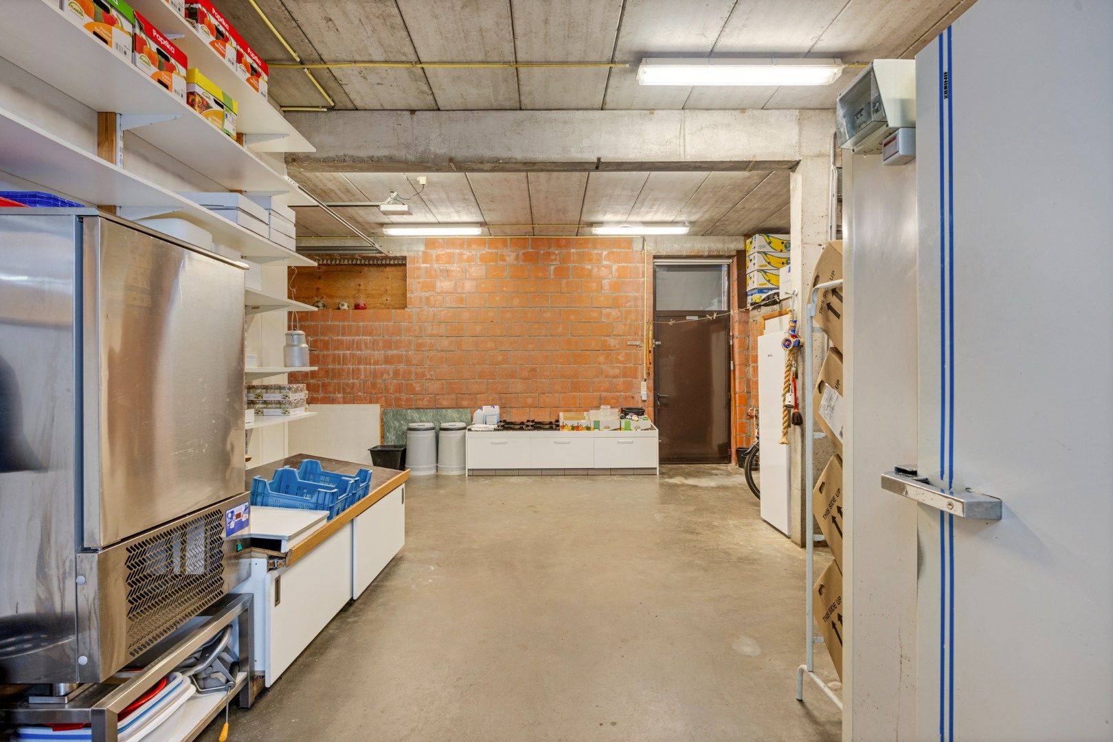 Opbrengsteigendom met handelsgelijkvloers + 2 appartementen foto 8