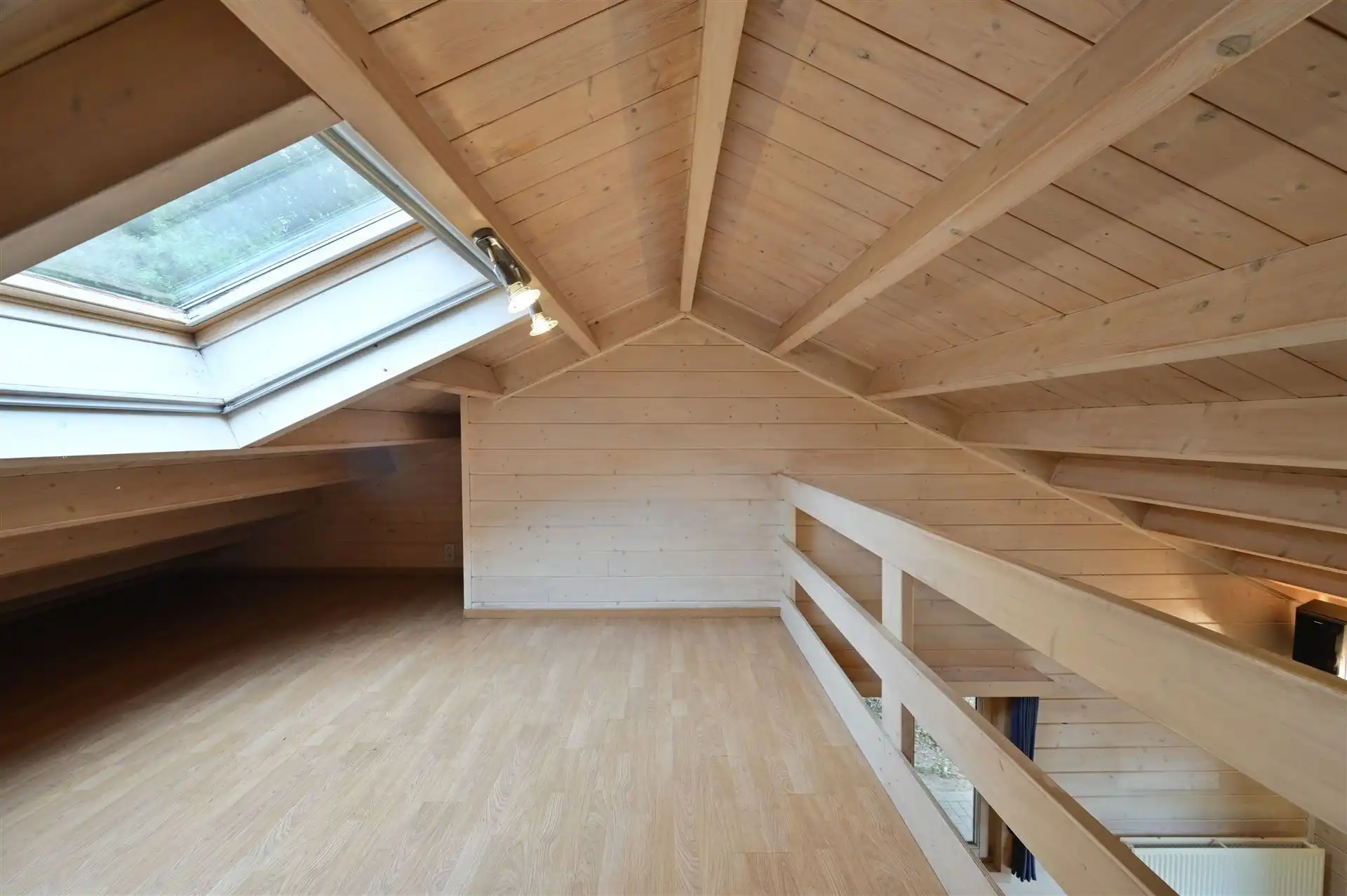 Instapklare vakantiewoning op 810 m² in een rustige omgeving foto 15