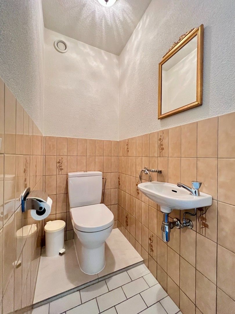 Te renoveren appartement met 2 slaapkamers op een uitstekende ligging foto 10
