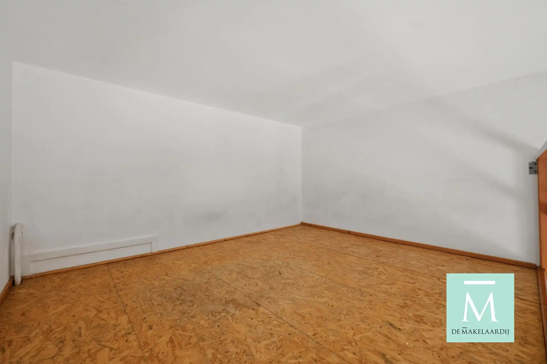 Op te frissen 2/3 slaapkamerappartement op strategische ligging! foto 7