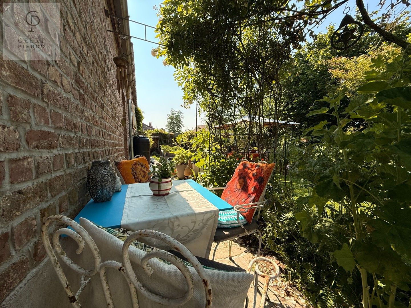 Karaktervolle woning in het groen foto 44