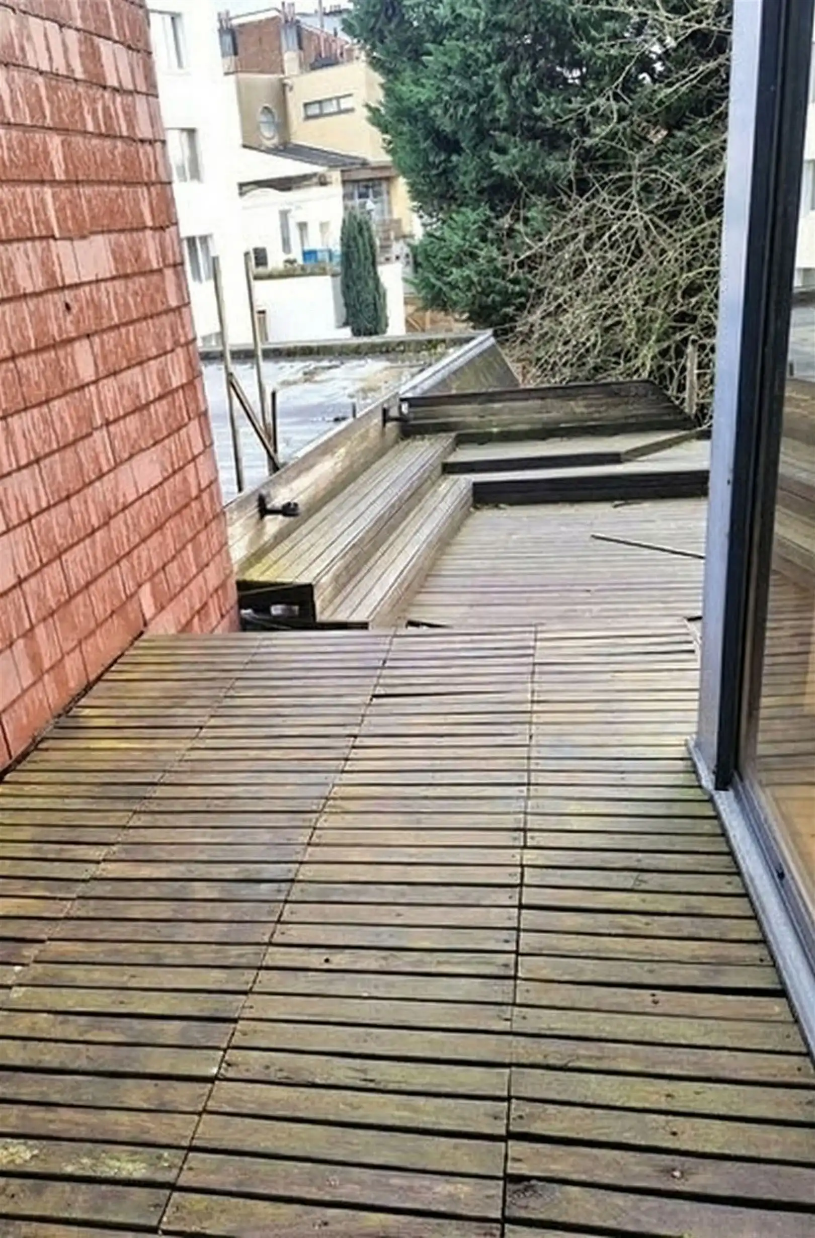 Handelspand met triplex appartement in centrum Mortsel. foto 15