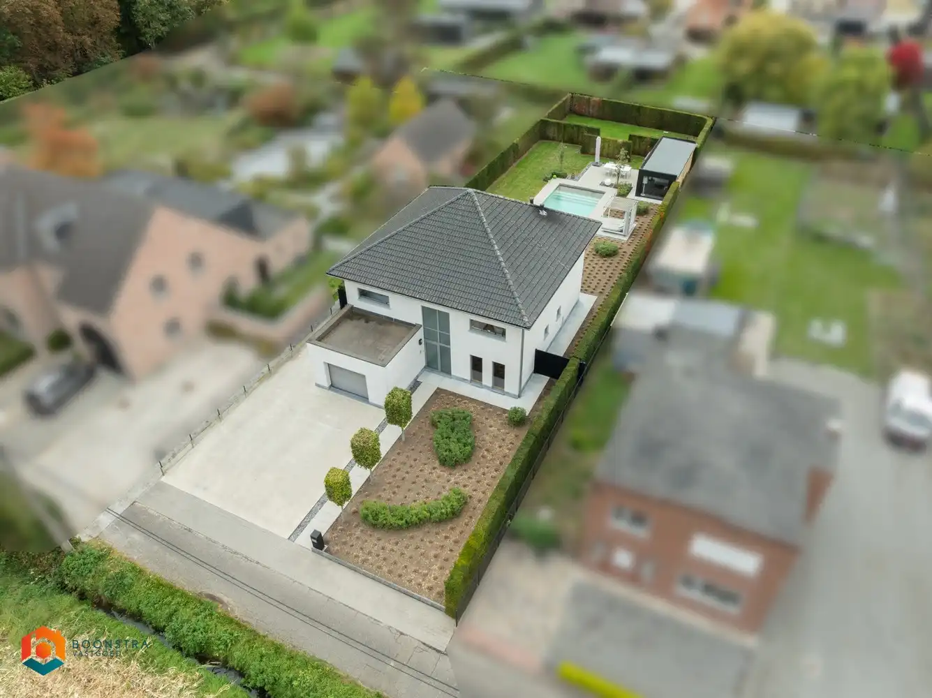 Uitzonderlijk ruime villa met 4 slpkrs en zwembad te Putte foto 3