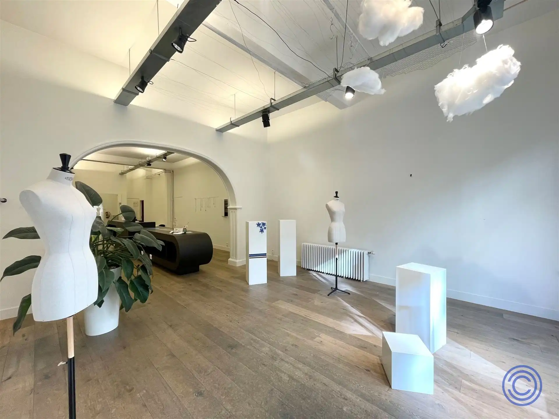 Stijlvolle handelsruimte ca. 140m² tegenover de Bourlaschouwburg! foto 7