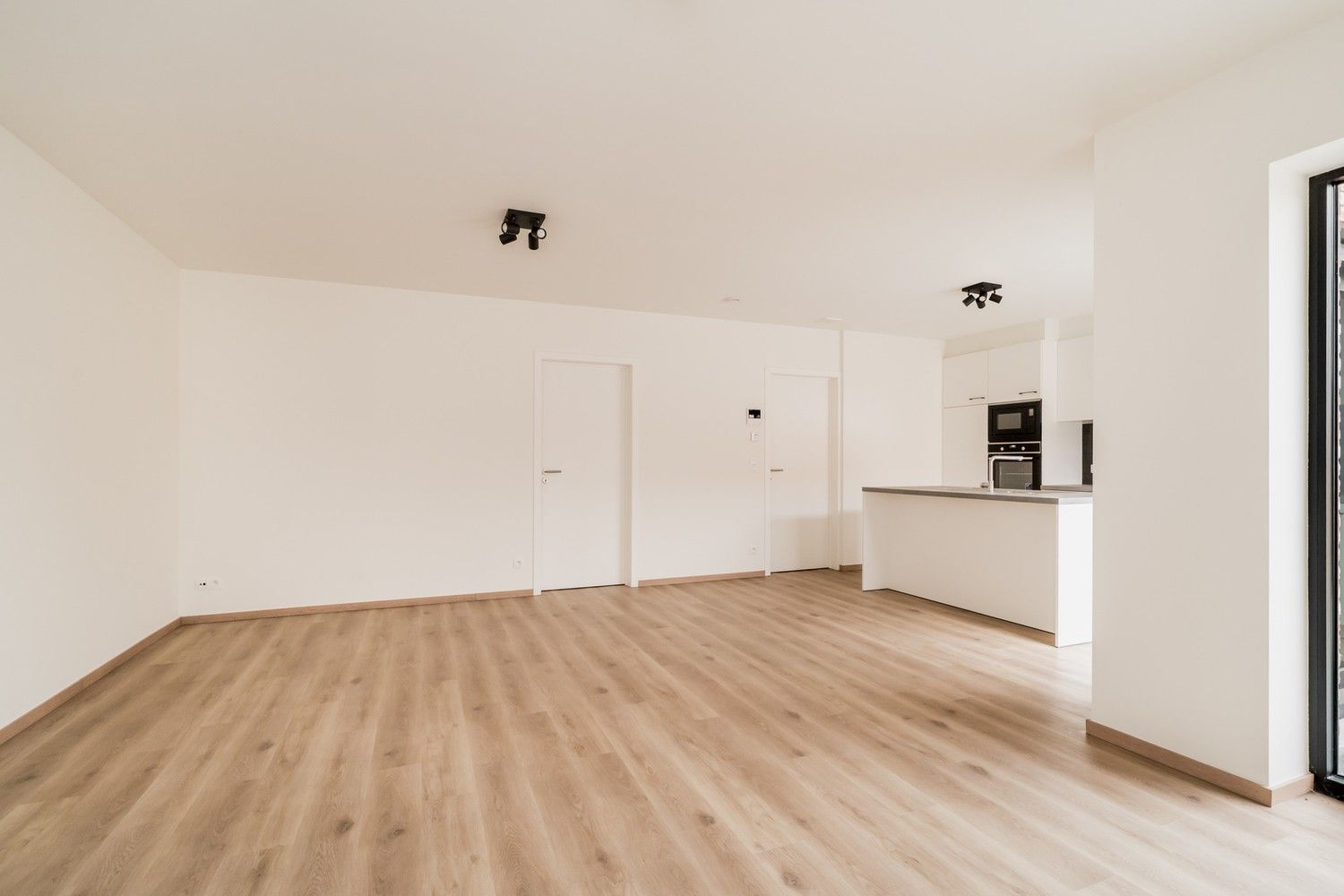 Nieuwbouw gelijkvloers appartement met mooie afwerkingsgraad! foto 5