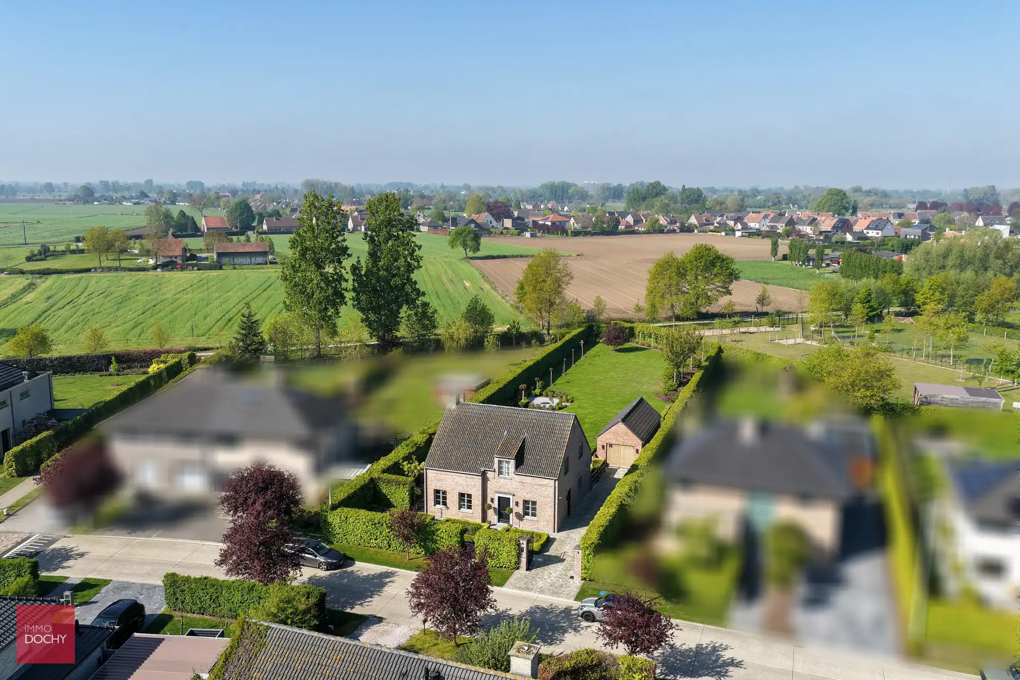 Uitermate goed onderhouden VILLA op goede ligging | Meirelos foto {{pictureIndex}}