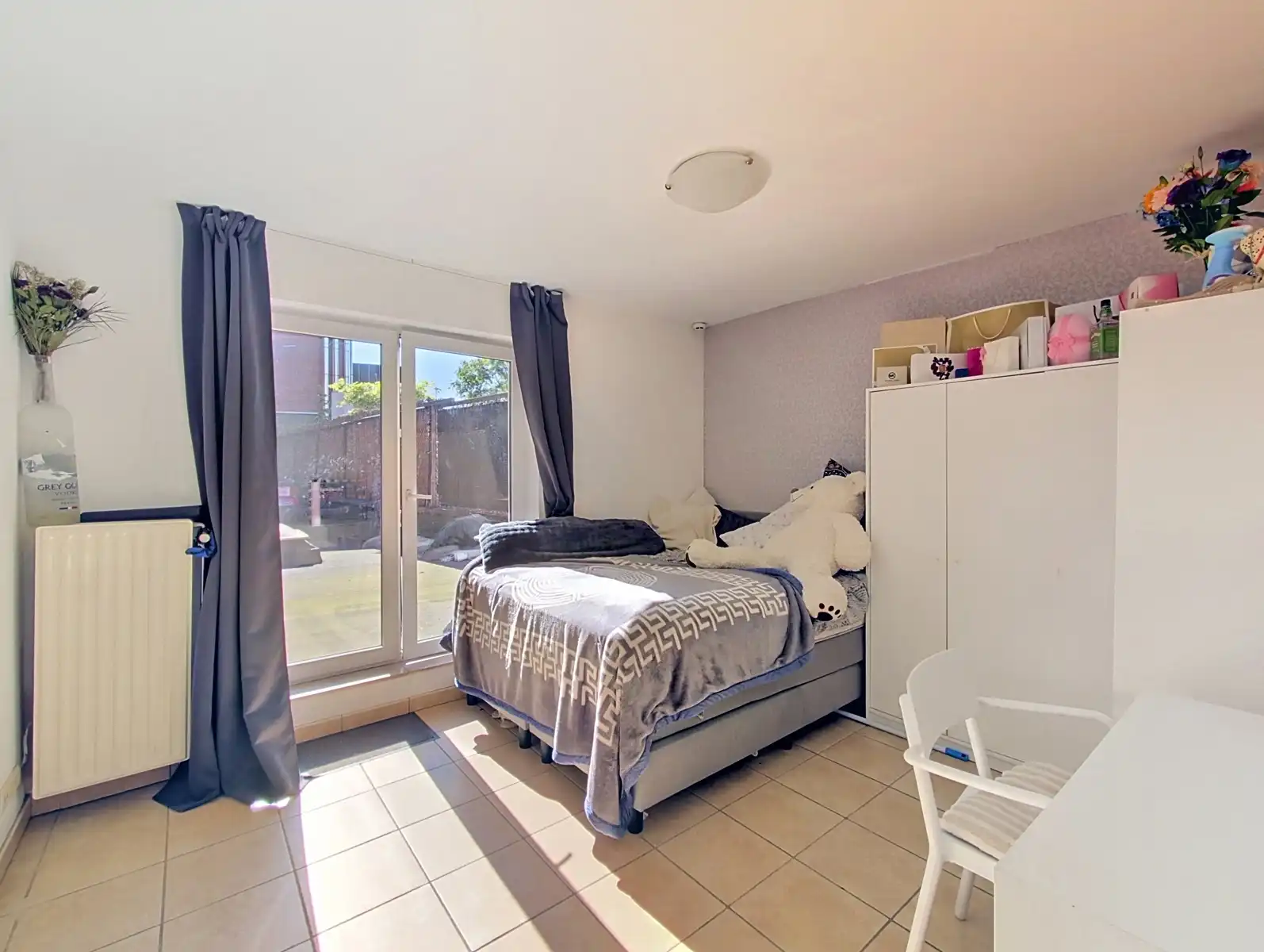 INSTAPKLARE DUPLEX MET 3 SLAAPKAMERS IN CENTRUM EDEGEM foto 5