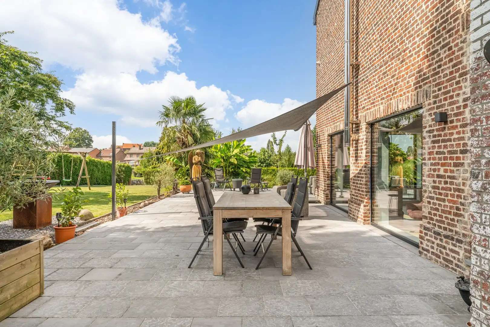 Karaktervolle gerenoveerde hoeve met 576 m² woonoppervlakte op 28a 02ca in Landen-Walshoutem. foto 39
