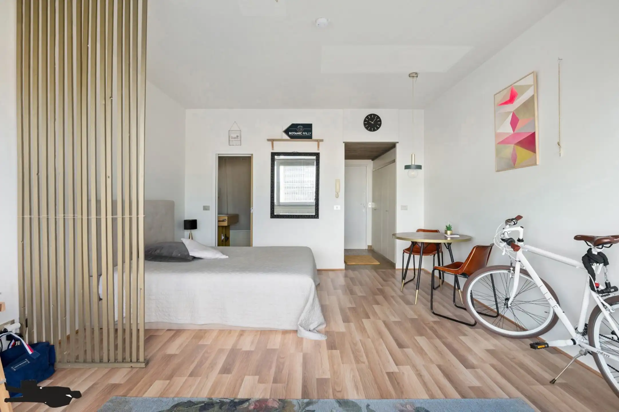 Gerenoveerd studio-appartement op toplocatie.&nbsp; foto 5