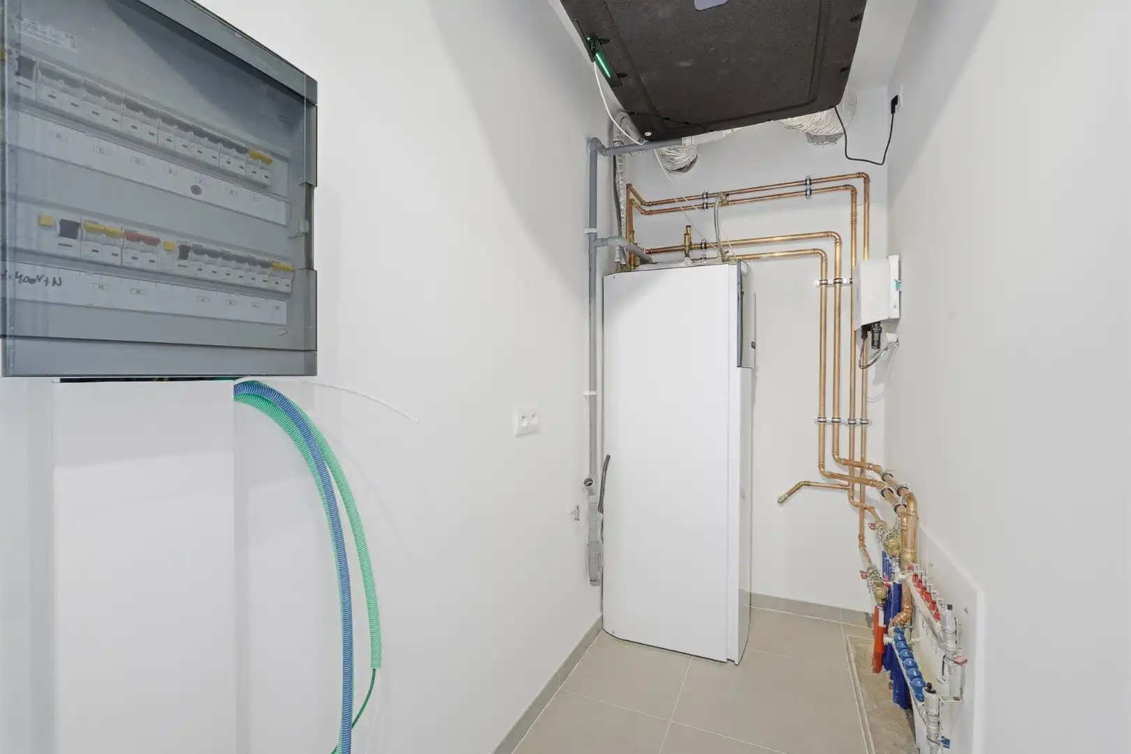 Nieuwbouwappartement met 1 slaapkamer en bovengrondse staanplaats te huur in Oudenburg! foto 6