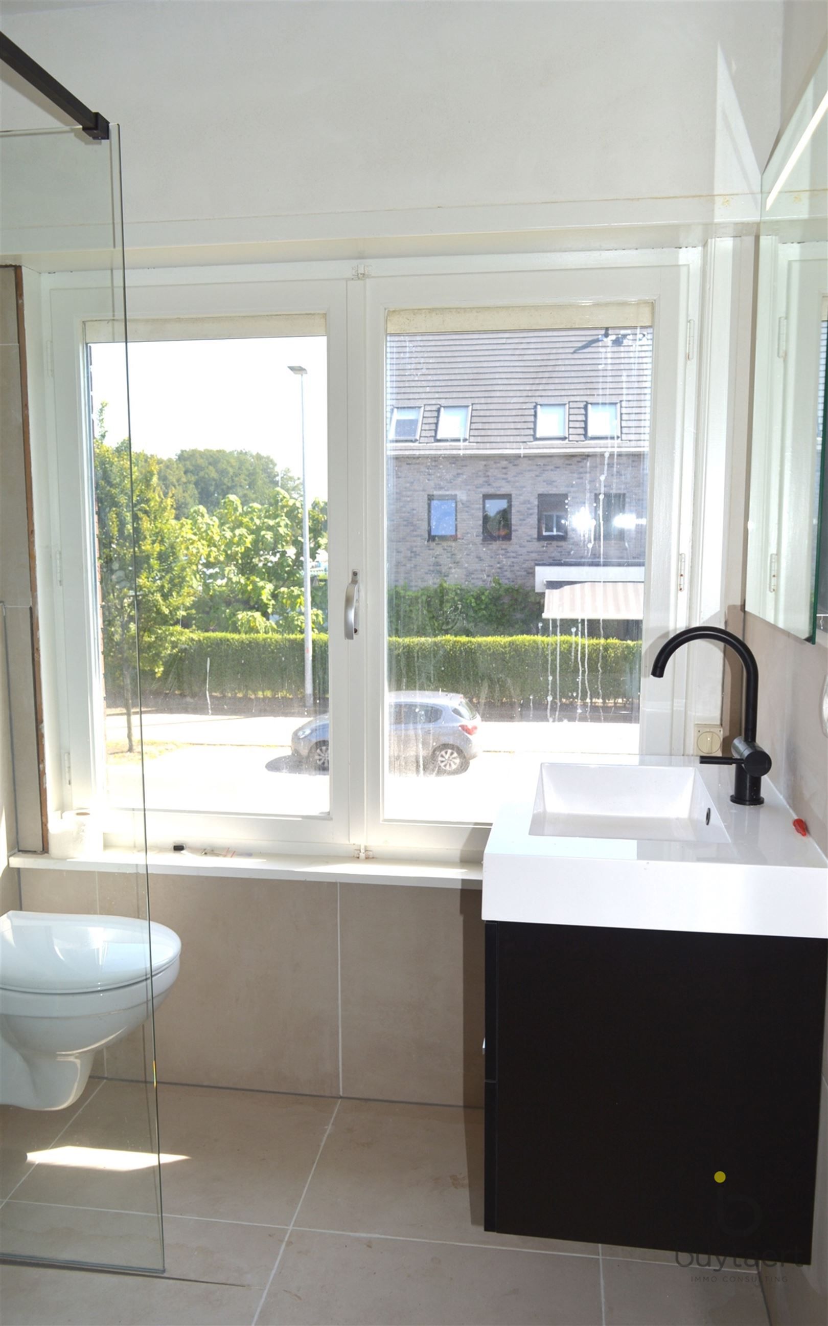 Gerenoveerde parel van een woning met tuin te Nieuwmoer! foto 21