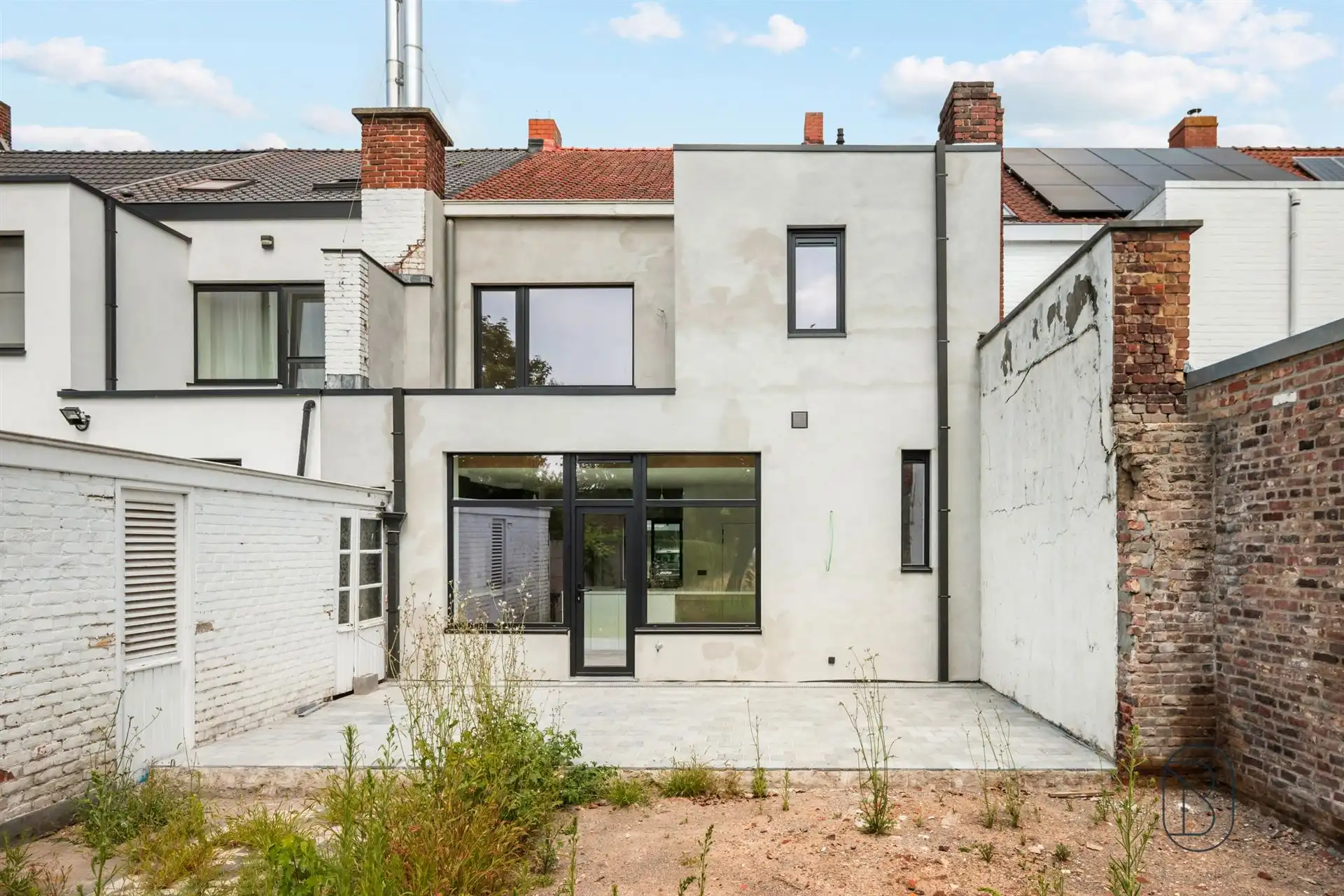 Tof gerenoveerde woning met mooie tuin, pal in het centrum! foto 12
