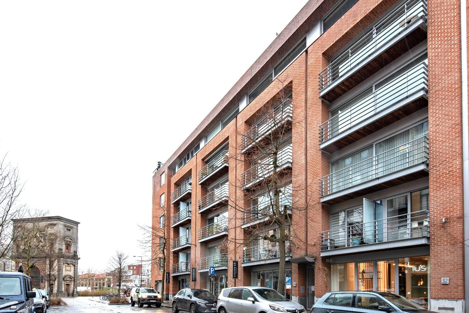 Ruim en licht appartement op het Zuid  foto {{pictureIndex}}