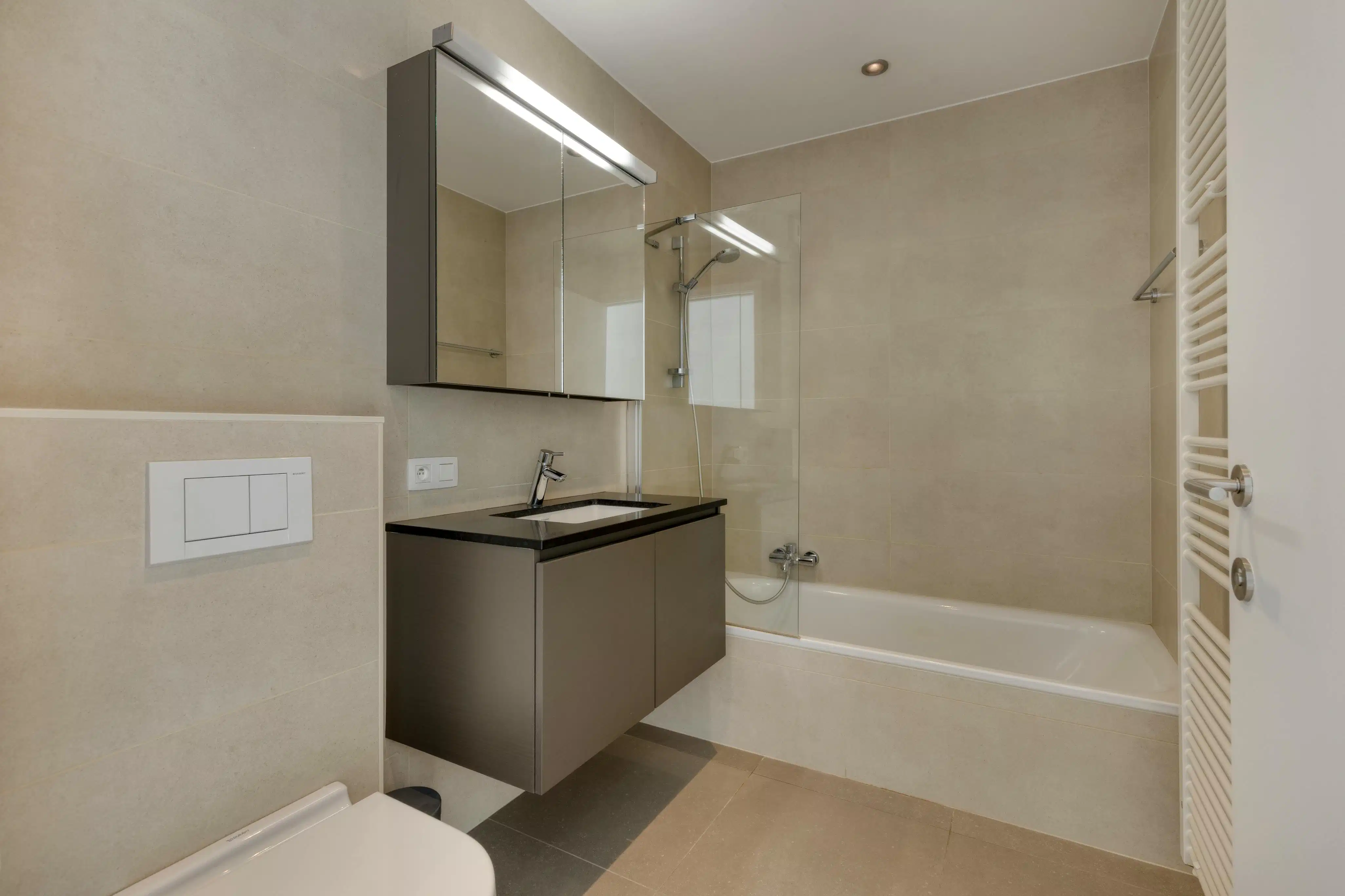 Uniek appartement met vier slaapkamers te koop in Koksijde! foto 29