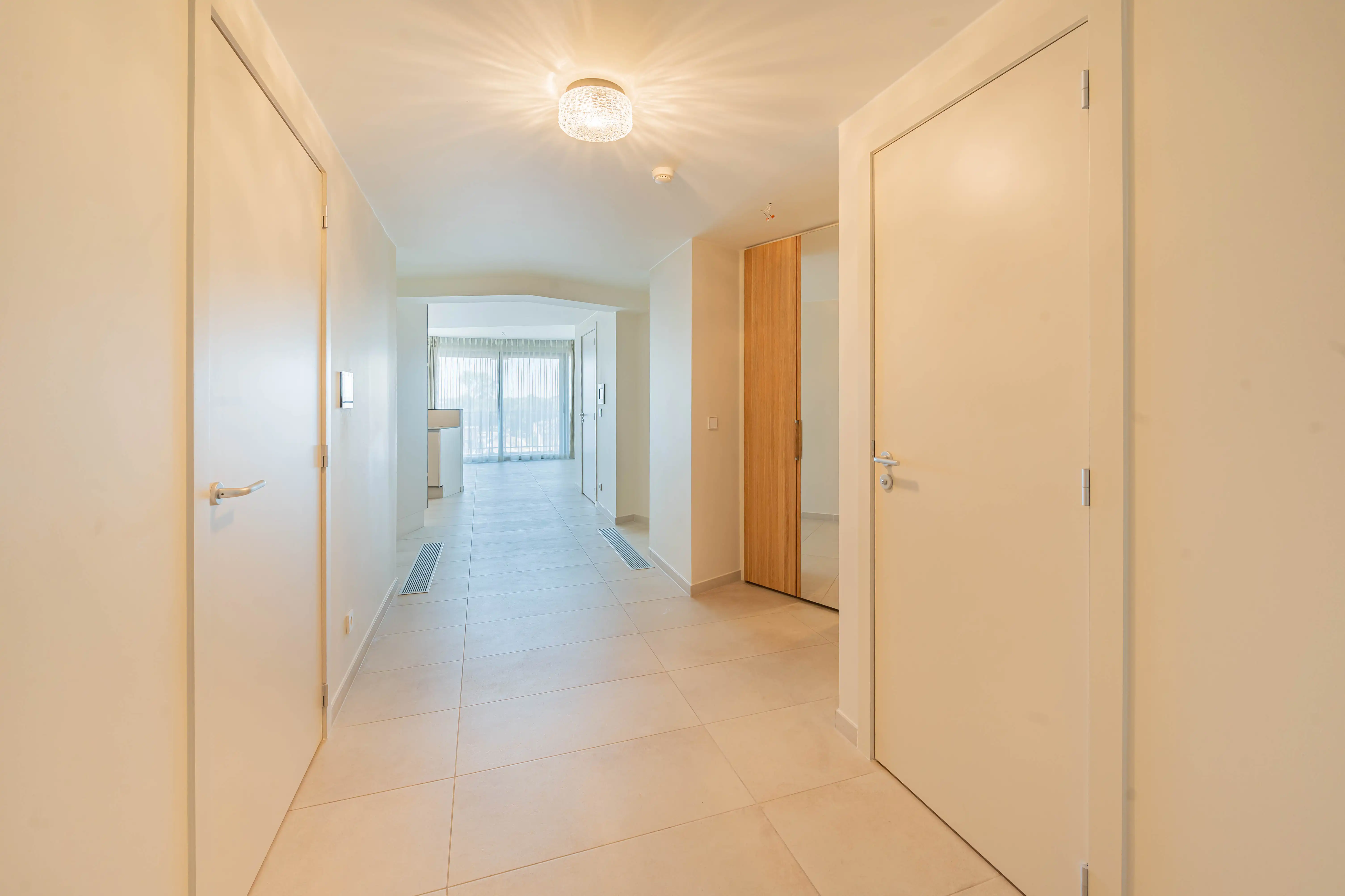 High-end serviceflat in hartje Willebroek foto 9