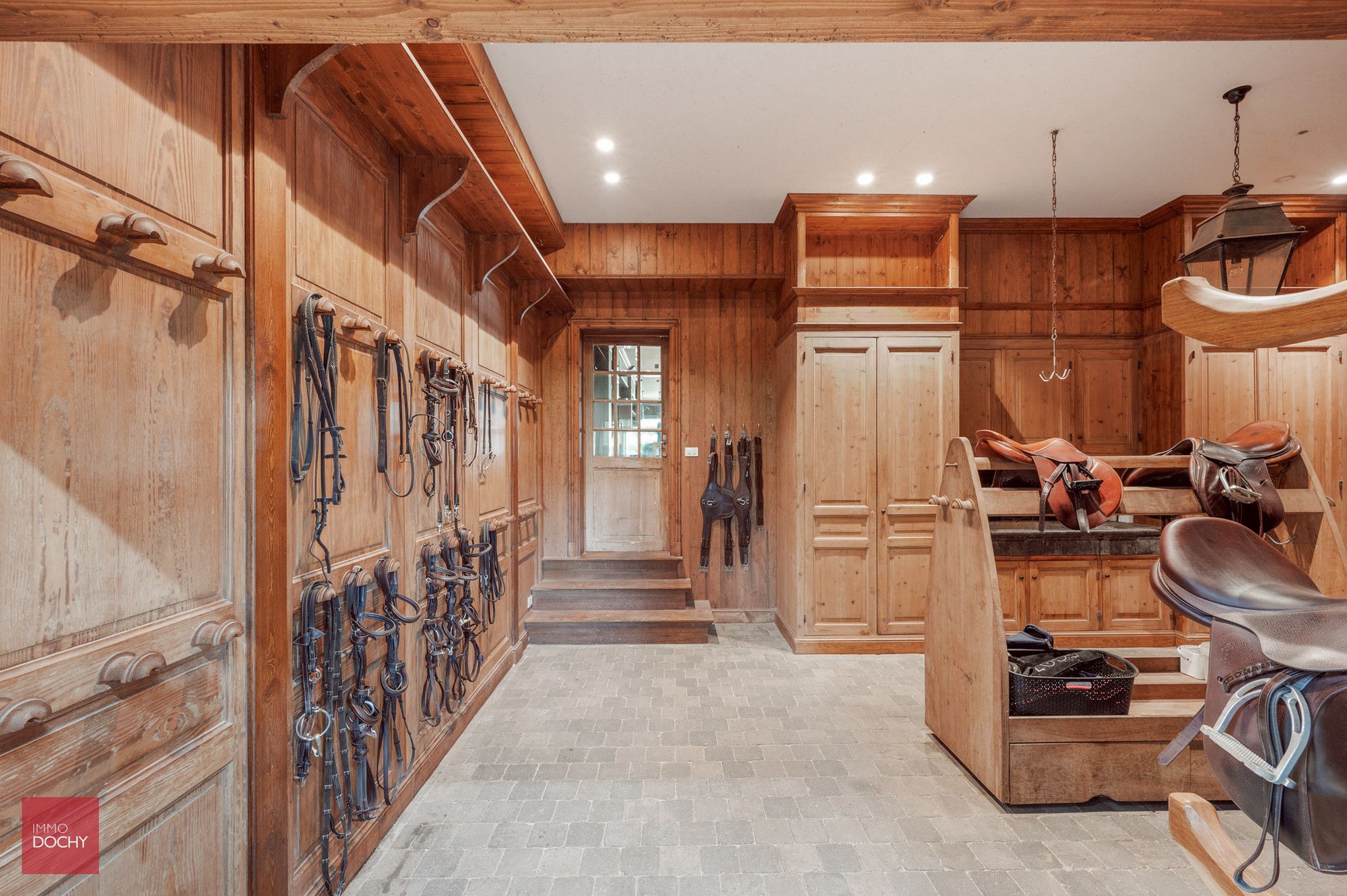 Unieke eigendom op ca. 6ha met paardenaccommodatie foto 18