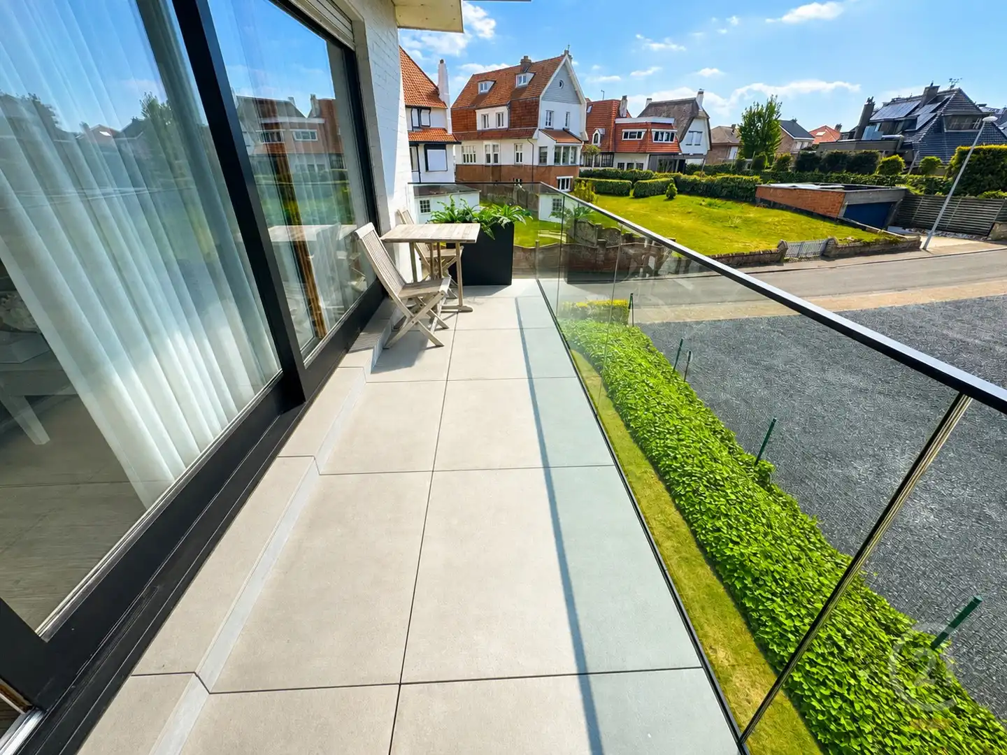 Prachtig 2-slaapkamerappartement met uniek zicht op de golf inclusief parkeerplaats foto 10