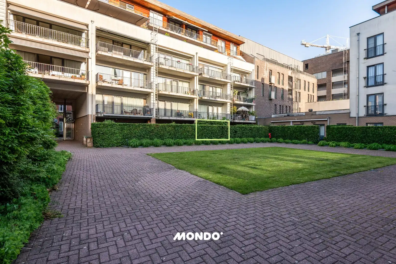 Instapklaar glv appartement, terras & garage. foto 18