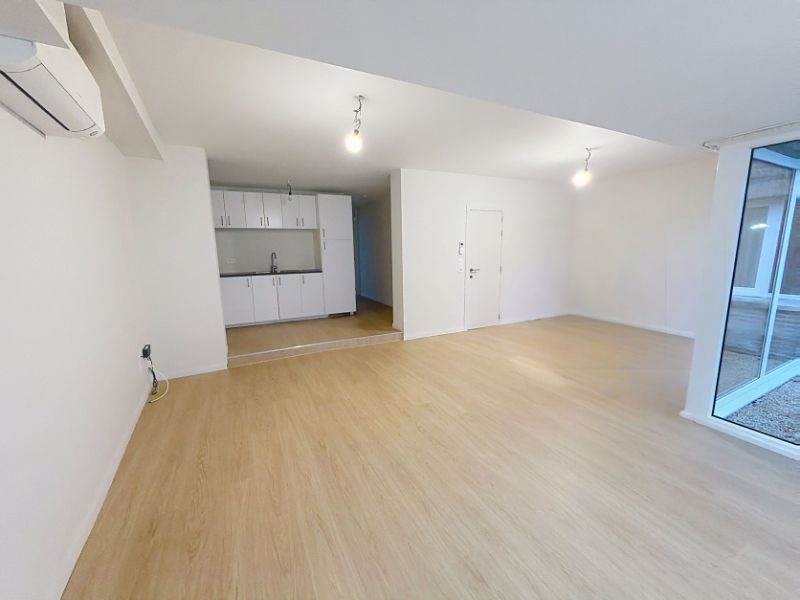 Gelijkvloers appartement met tuin in het centrum van Kaprijke foto 3