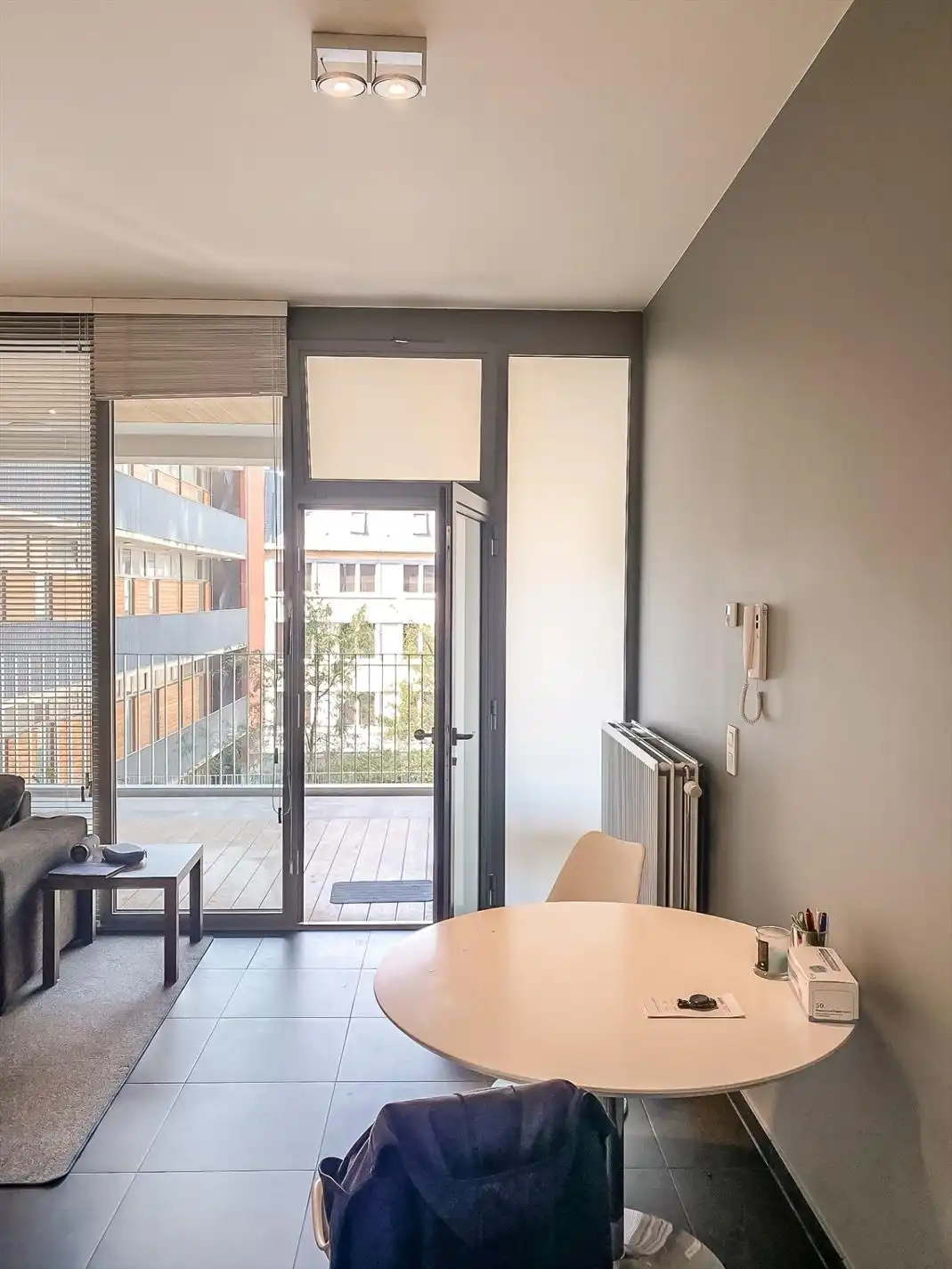 Gemeubeld appartement met terras in hartje Leuven foto 3