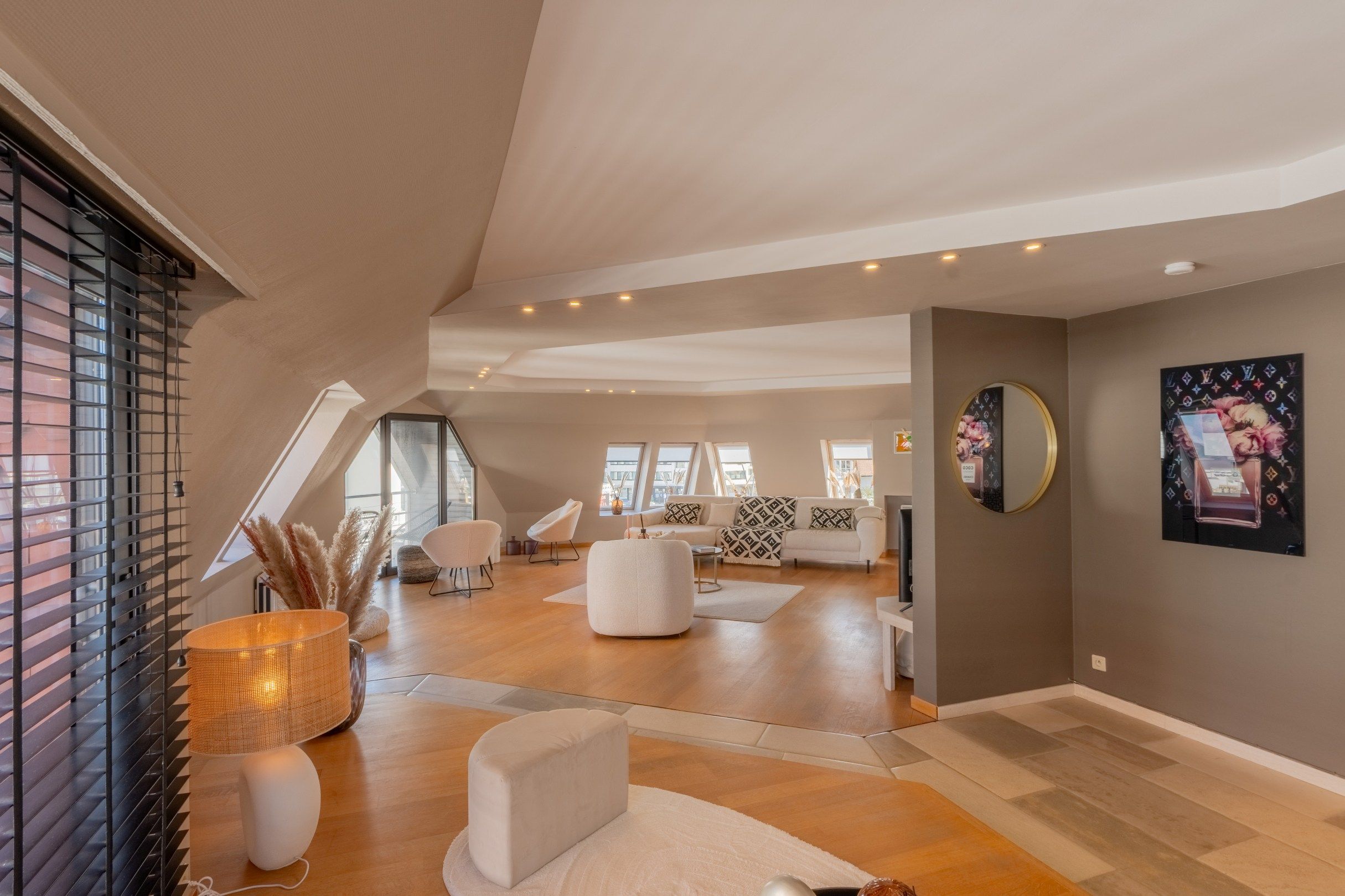 Dakappartement met prachtig zeezicht te Knokke  foto {{pictureIndex}}